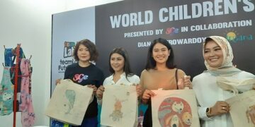 Dian Sastro Gelar Pameran Seni Dukung ASD