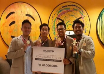 Tim Andeska UGM Ubah Pemanas Air Manual Jadi Produk IoT