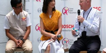 Bosh Prioritaskan Anak Pedalaman Papua Dapat Bersekolah