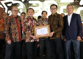 Sukses Membangun Daya Saing, Telkom Raih Predikat Industry Leader 4 Tahun Berturut-turut