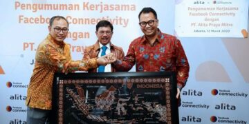 Facebook Investasi Bangun 20 Ribu KM Fiber Optik