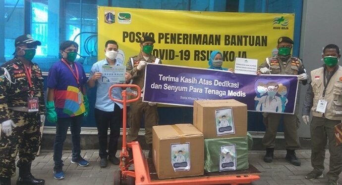 Kolaborasi GP Ansor Dan Aice Distribusikan APD Ke-14 RS Rujukan Covid-19