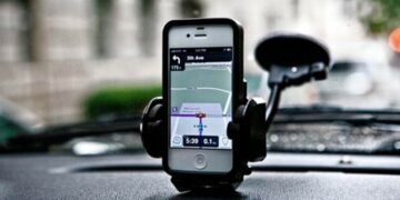 Jakarta dan Bandung Gandeng Waze untuk Pantau PSBB
