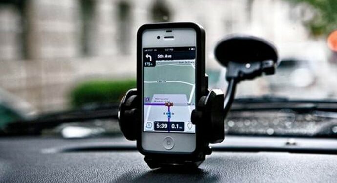 Jakarta dan Bandung Gandeng Waze untuk Pantau PSBB