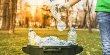polusi plastik