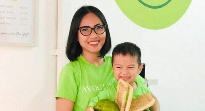 Karlina Kurniawati : Raup Ratusan Juta dari Jualan Alpukat