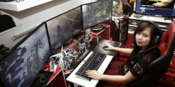 gamer perempuan
