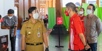 Pemkot Solo Gandeng Gojek dan Halodoc Gelar Pusat Vaksinasi Untuk Perlindungan Masyarakat
