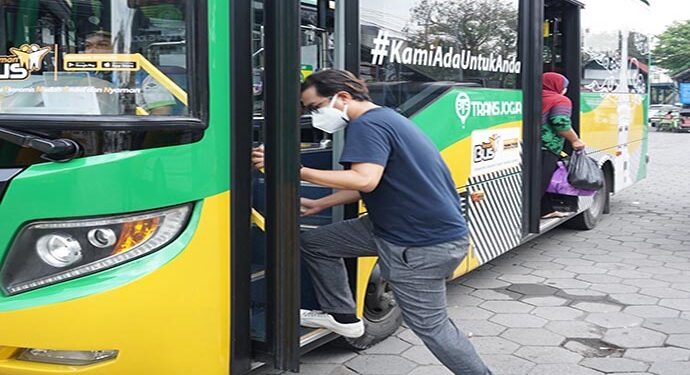 Teman Bus