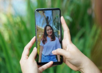 OPPO Reno6