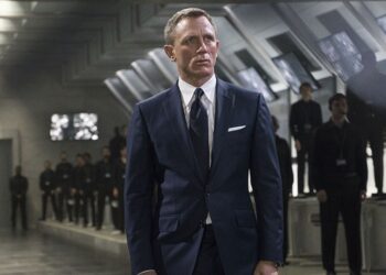 Daniel Craig