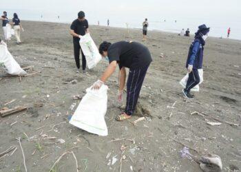 Marine Debris Range - KFCxDCA