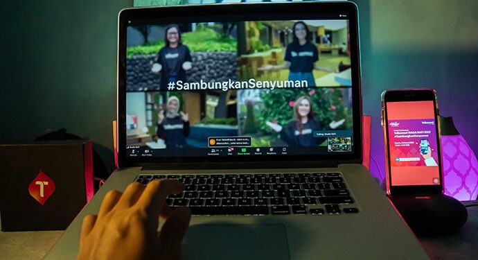 Telkomsel Siaga Sambungkan Senyuman