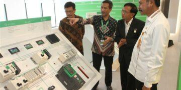 Kemendikbud Ristek x Schneider Electric