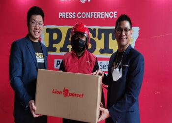 Lion Parcel