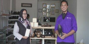 Andi Taufan dan mitra Amartha