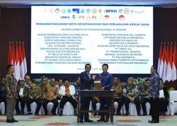 Huawei dan Lemhanas