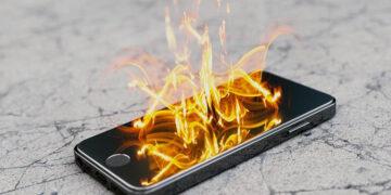 Ponsel terbakar