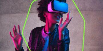 Metaverse fashion digital