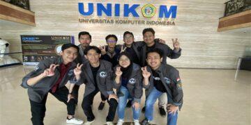 Tim UNIKOM