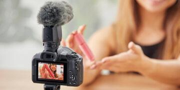 Canon EOSR50