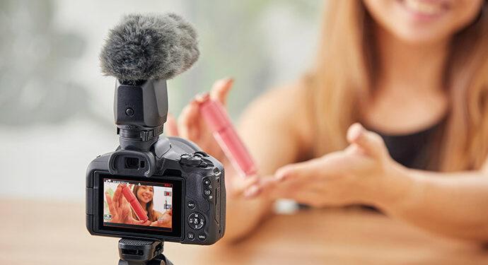 Canon EOSR50