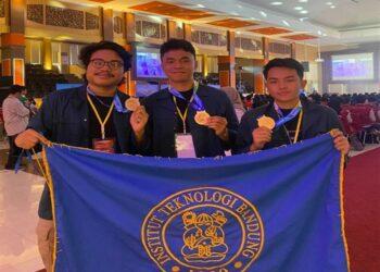 mahasiswa ITB