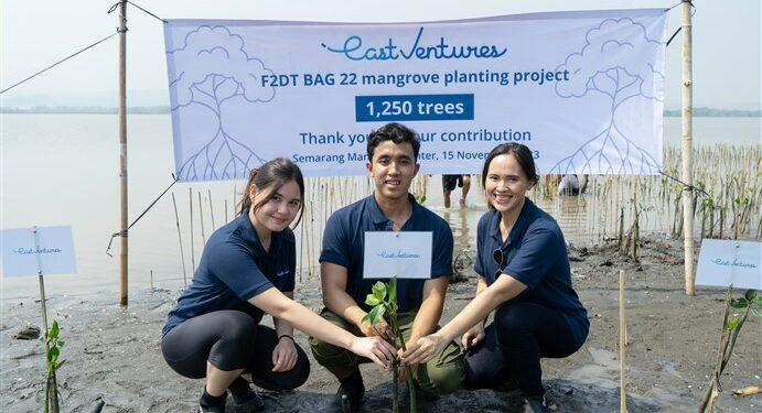 Penanaman mangrove