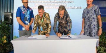 Frisian Flag Indonesia x Re>Pal