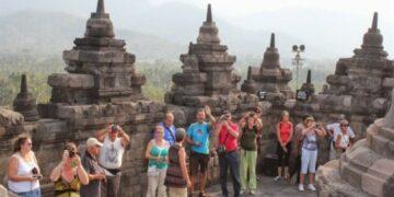 Wisatawan Mancanegara (wisman)