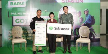 Gojek GoTransit
