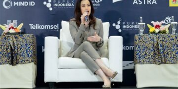 Alexandra Askandar - Bank Mandiri