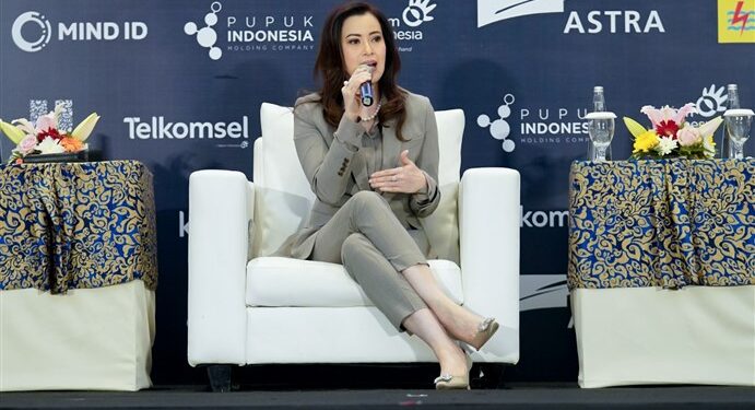 Alexandra Askandar - Bank Mandiri