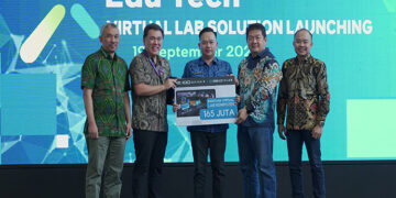 Kolaborasi GEAR Computer dan Axioo Untuk Pengentasan Buta Teknologi di Indonesia