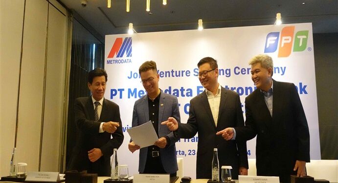 Metrodata x FPT