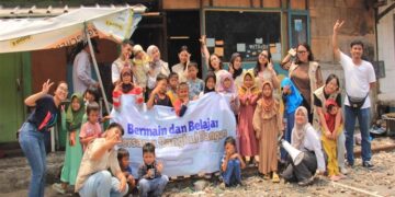 komunitas Rangkul Tangan