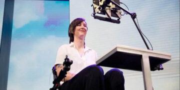 Lenovo Pamer Inovasi AI Terbaru di Tech World 2024
