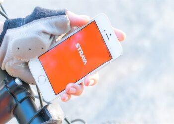 Aplikasi Strava