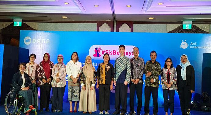 Program SisBerdaya dan Disberdaya 2025 Ajak Pelaku UMKM Perempuan Belajar Bisnis dan Teknologi AI
