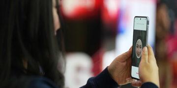 Telkomsel Terapkan Registrasi Biometrik Wajah untuk Nomor Seluler Baru