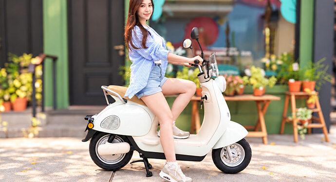 Bukan Sekadar Transportasi, Kendaraan Listrik Kini Bagian dari Gaya Hidup Anak Muda